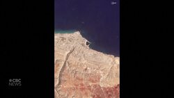 Satellite images before and after deadly floods in Libya News Clip
