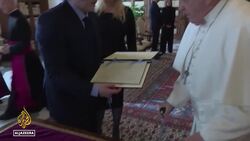 Sharing biscuits and hugs: Argentina's Milei reconciles with Pope Francis News Clip