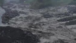 CLEAN : Mudflow as typhoon Vamco hits Philippines News Clip