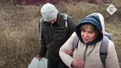 On the ground in Irpin as civilians evacuate after shelling kills family | Dispatch Instructional Video