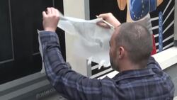 CLEAN : Belfast artist paints Truss and Sunak boxing mural with Prada belt, EU gloves News Clip