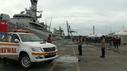 CLEAN : Search and rescue mission underway for missing Indonesian plane News Clip