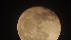 4K: Super full moon Stock Footage