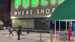 CLEAN : Daughter sues US supermarket chain over father's Covid-19 death News Clip