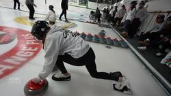 Learning how to curl: teaching international students one of Canada’s favourite sports News Clip