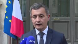 CLEAN : France extends residency permits for Ukrainians, moots idea of European permit News Clip