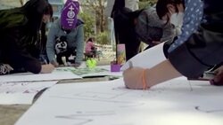 CLEAN : Statue of first Spanish queen dressed in Andean clothes on Bolivia square News Clip