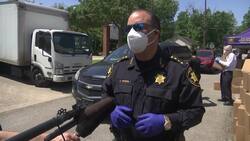 Neighborhood hit hard by COVID-19 gets free masks Instructional Video