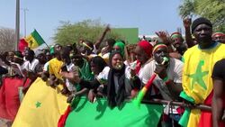CLEAN : Football/AFCON: Fans wait for Senegal heroes return at airport in Dakar News Clip
