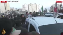 Chaotic scenes as Hamas releases Israeli captives to ICRC in Gaza News Clip