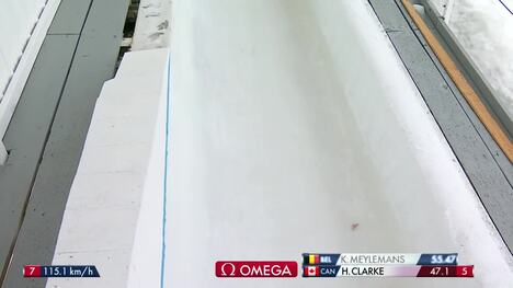 Defending world skeleton champion Hallie Clarke in 3rd place after 2 heats