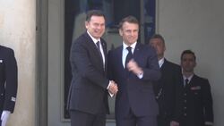 European leaders arrive in Paris for talks on Ukraine News Clip