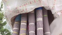 CLEAN : Controversial sculpture by Jeff Koons being installed in Paris News Clip