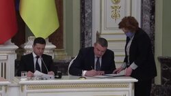 CLEAN : Zelensky welcomes Erdogan offer to host Ukraine-Russia crisis summit News Clip