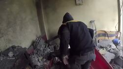 GRAPHIC WARNING: Syrian forces continue to bombard rebel-held Ghouta province News Clip