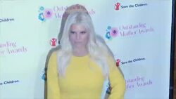 Jessica Simpson pregnant with a baby girl Instructional Video