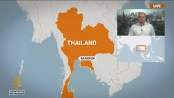 Man dies on Singapore airlines flight: Severe turbulence threw passengers from seats News Clip