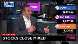 Charles Schwab Director Talks State of Economy After Mixed Stock Close News Clip