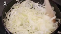 Caramelised Onions Instructional Video