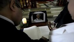 CLEAN : Maduro attends Mandela tribute mass News Clip