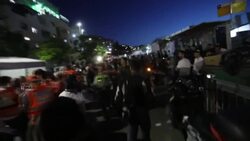 CLEAN : Israeli medics evacuate injured after synagogue stands collapse News Clip