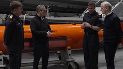 Sir Keir Starmer visits Haakonsvern Naval Base News Clip