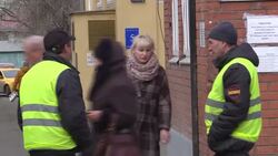 CLEAN : Russia clarifies cause of first virus linked death News Clip