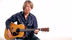 How to Play Country Guitar with a Capo Instructional Video