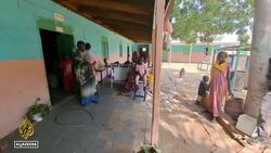 Thousands of Sudanese remain trapped in or near the capital amid fighting News Clip