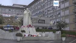 Pope Francis remains in critical but stable condition News Clip