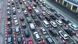 Queues at Dover as Easter getaway underway News Clip