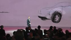 Infiniti's electric concept fails to drive onstage at Detroit Auto Show Instructional Video