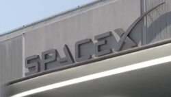 CLEAN : Elon Musk NASA chief aim for SpaceX human space flight in 2020 News Clip