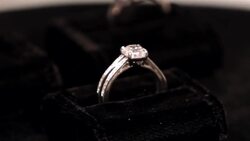 What to Consider When Picking a Diamond Ring Setting Instructional Video