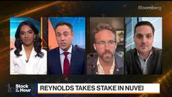 Actor Ryan Reynolds Says He's No Expert in Fintech News Clip