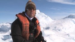 Scientists successfully test an unmanned underwater vehicle beneath Antarctic sea ice Instructional Video