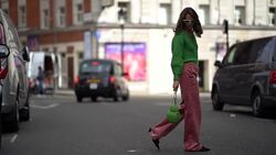 Street Style - LFW September 2018 Stock Footage