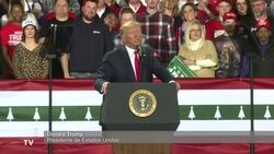 VOICED : Trump acusa a los democratas de intentar anular su triunfo electoral en EEUU News Clip