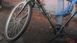 New bike appears next to Banksy piece News Clip