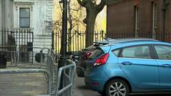 UK PM's chief adviser self-isolating with symptoms Instructional Video