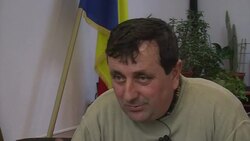 VOICED : Romanian migrants say they want to work, News Clip