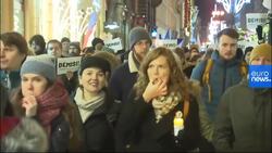 Tens of thousands Czechs protest against PM Babis after damning EU report News Clip