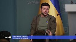 VOICED : Zelenski busca hablar con Putin y dice que es "el único modo de frenar la guerra" News Clip