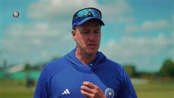 'Nitish Kumar is a guy who can bowl that magic ball': India bowling coach Morne Morkel News Clip