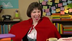 How to compare and contrast (Little Red Riding Hood): Crash Course Kids Literature #6 Instructional Video