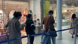 Queues continue to grow at St Pancras as Christmas getaway disruption continues News Clip