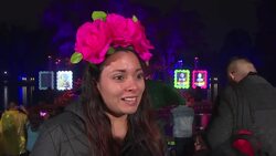 VOICED : Dia de Muertos la gran fiesta de Mexico que reune a vivos y fieles difuntos News Clip