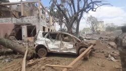CLEAN : Somalia: aftermath at the site of bomb blasts that left nine dead News Clip