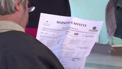 CLEAN : Horse racing world slams hippodrome closure near Paris News Clip