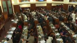 VOICED : Bolivia promulga ley para celebrar nuevas elecciones sin Evo Morales News Clip